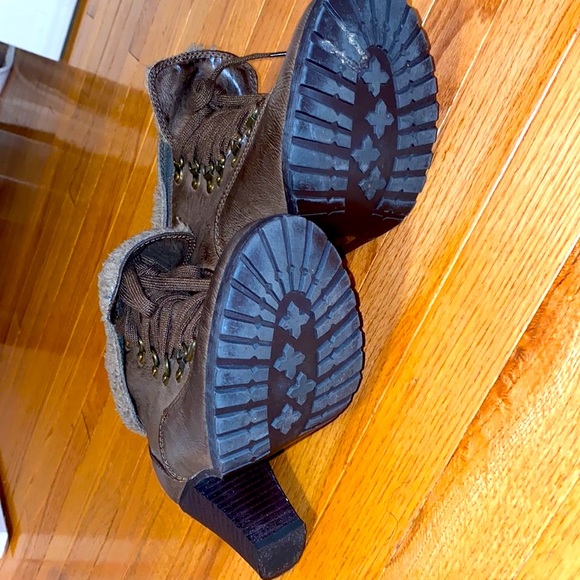 Chocolate Booties - Picture 5 of 5